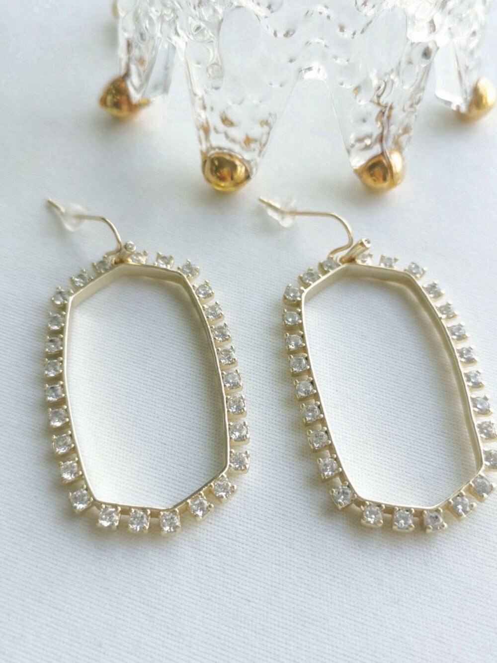 Kendra Scott Danielle Open Frame Crystal Gold Statement Earrings - Picture 3 of 3